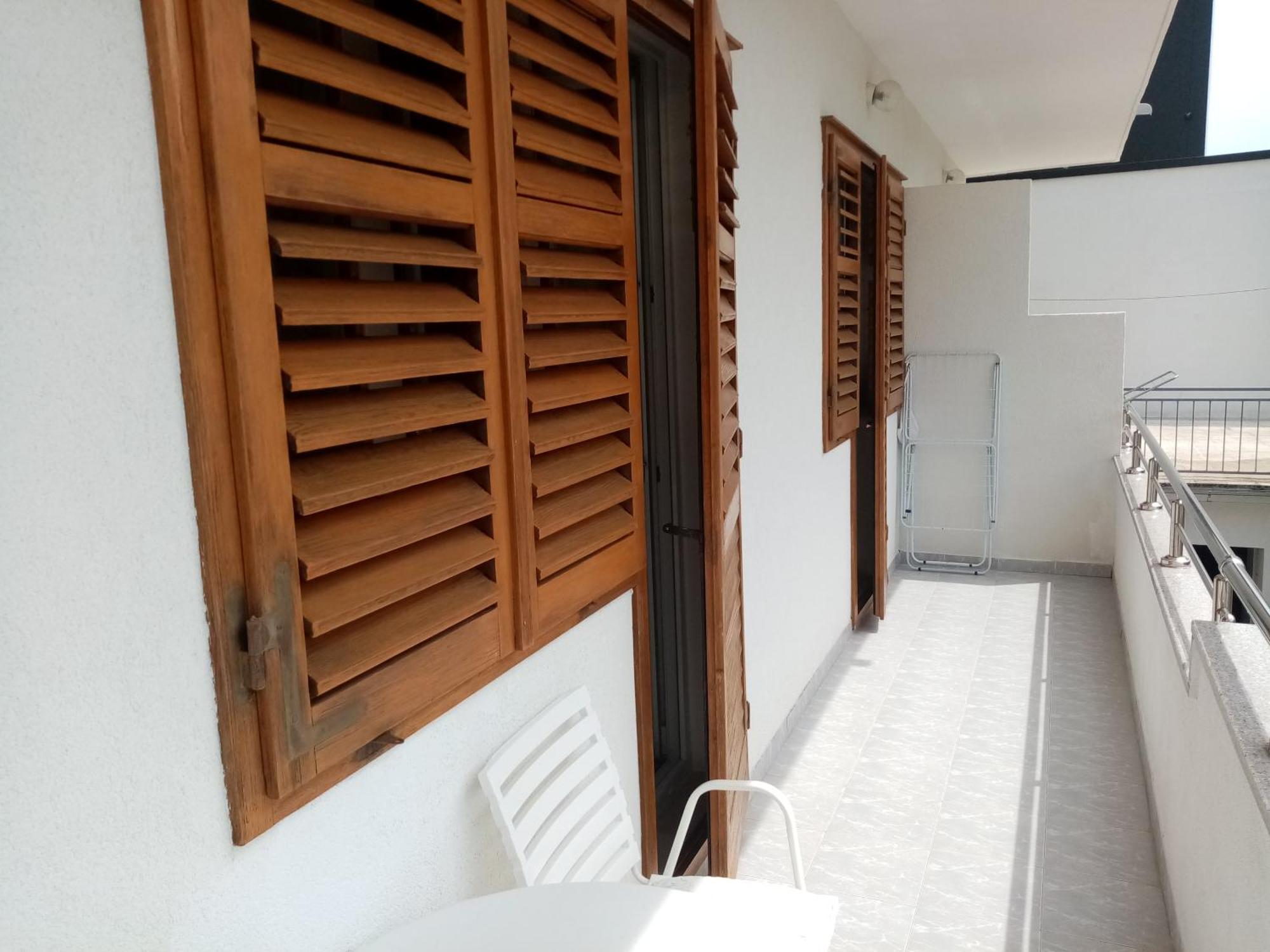 Apartments Iva Baska Voda Luaran gambar